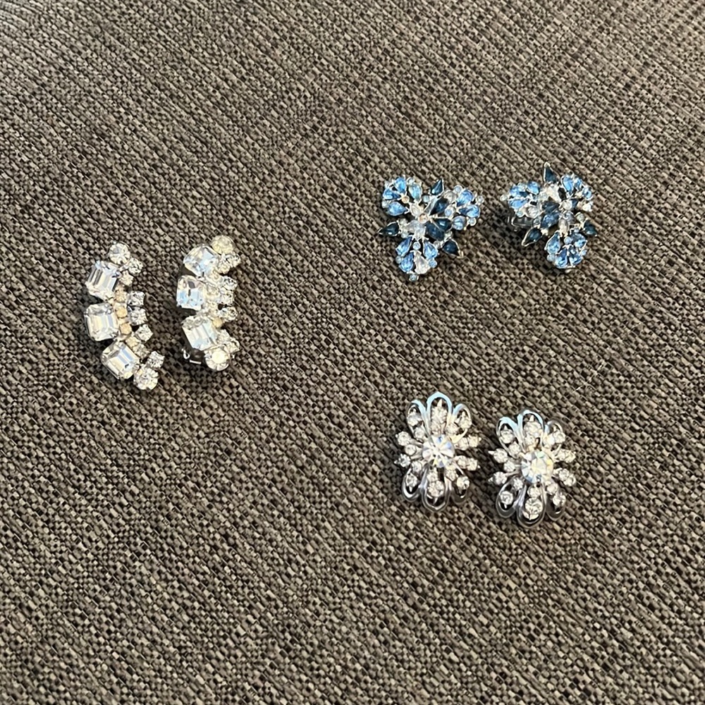 Vintage Costume Diamond earrings.